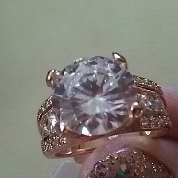 HSN Jewelry - ROSE GOLD 18kt  7.93 CTW RING NWT